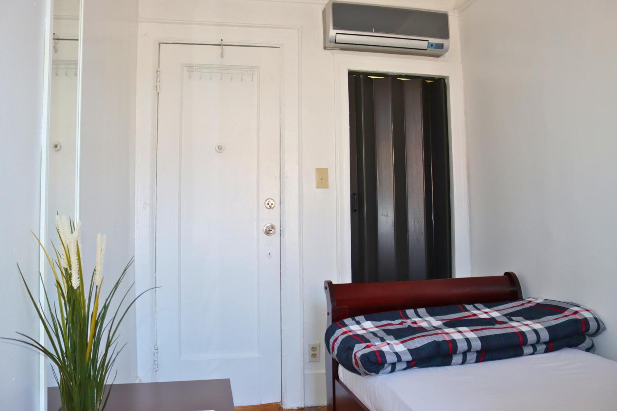 Cozy&Clean Guest House Nowy Jork Zewnętrze zdjęcie